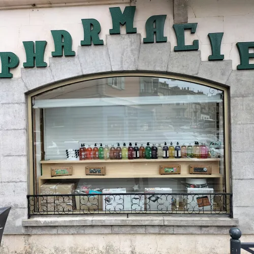 nettoyage vitres pharmacie - alpes hygiene services - nettoyage de vitres à Sisteron